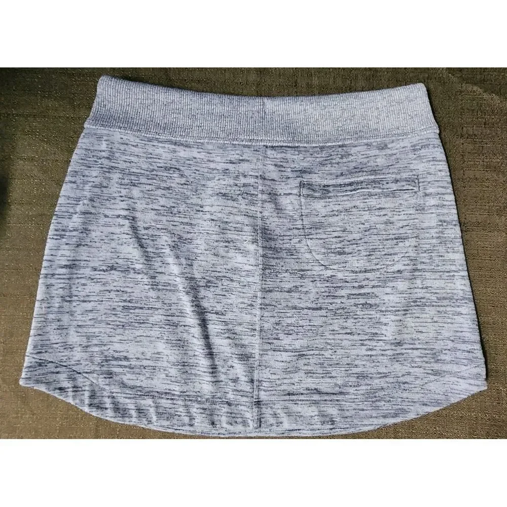 Athleta Downplay Heathered Blue Curved Hem Pocket Elastic‎ Waist Skirt Small EUC
